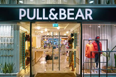 pull and bear online shop.